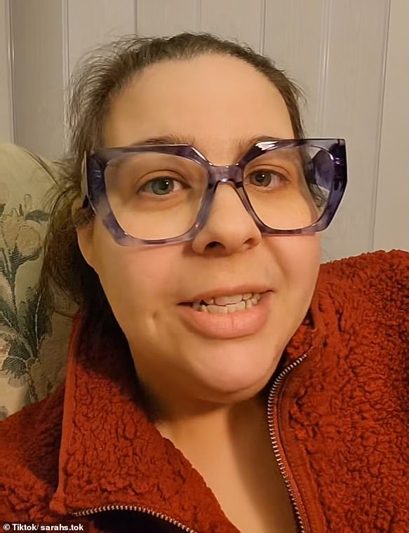 Sarah shared the reactions she gets from people after telling them she hasn't been physically intimate with anyone before - revealing she hasn't even been kissed